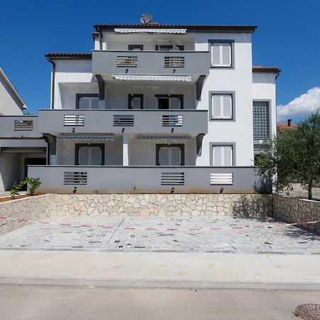 קרק Apartments Lacic מראה חיצוני תמונה