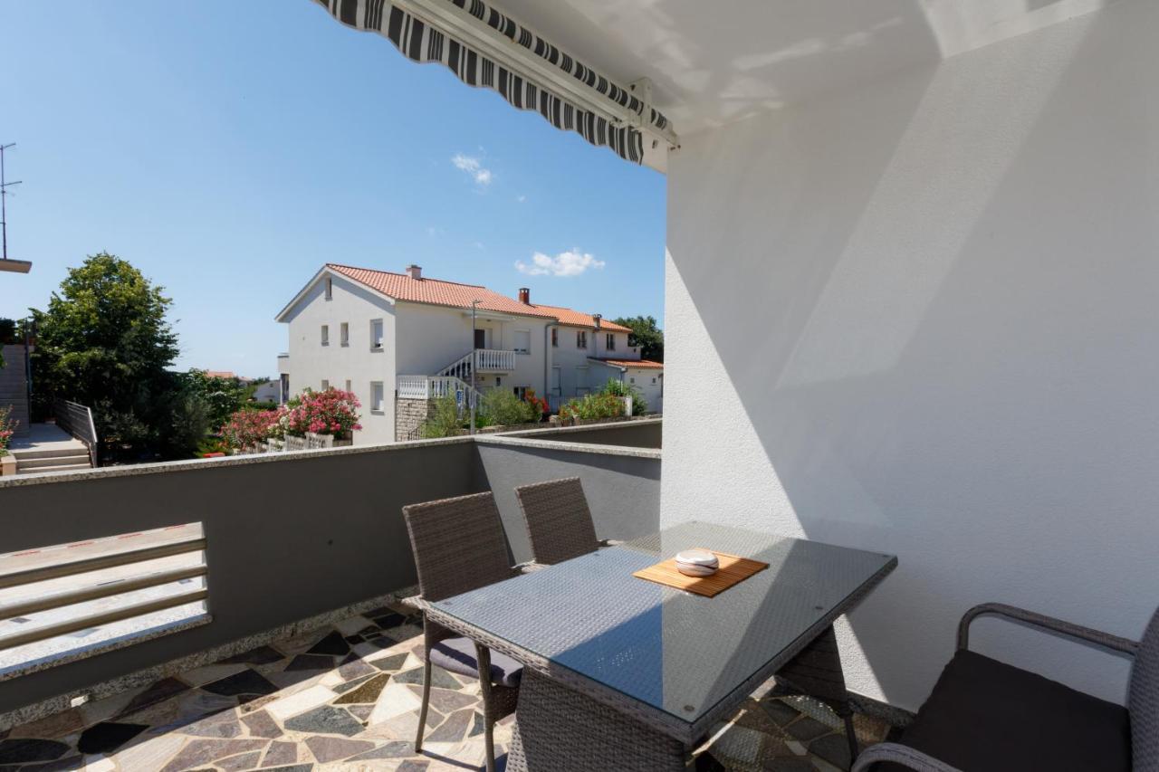 קרק Apartments Lacic מראה חיצוני תמונה