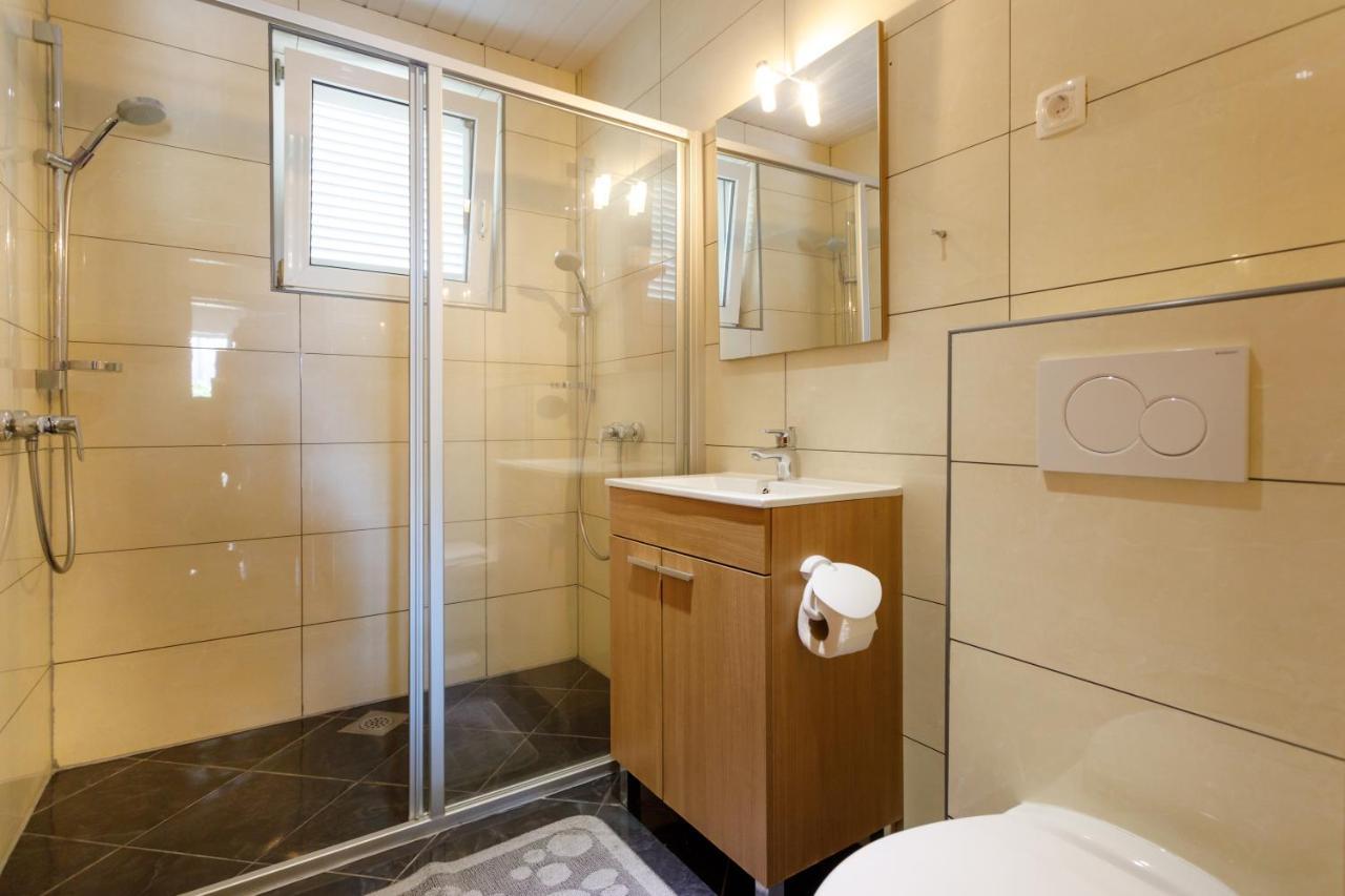 קרק Apartments Lacic מראה חיצוני תמונה
