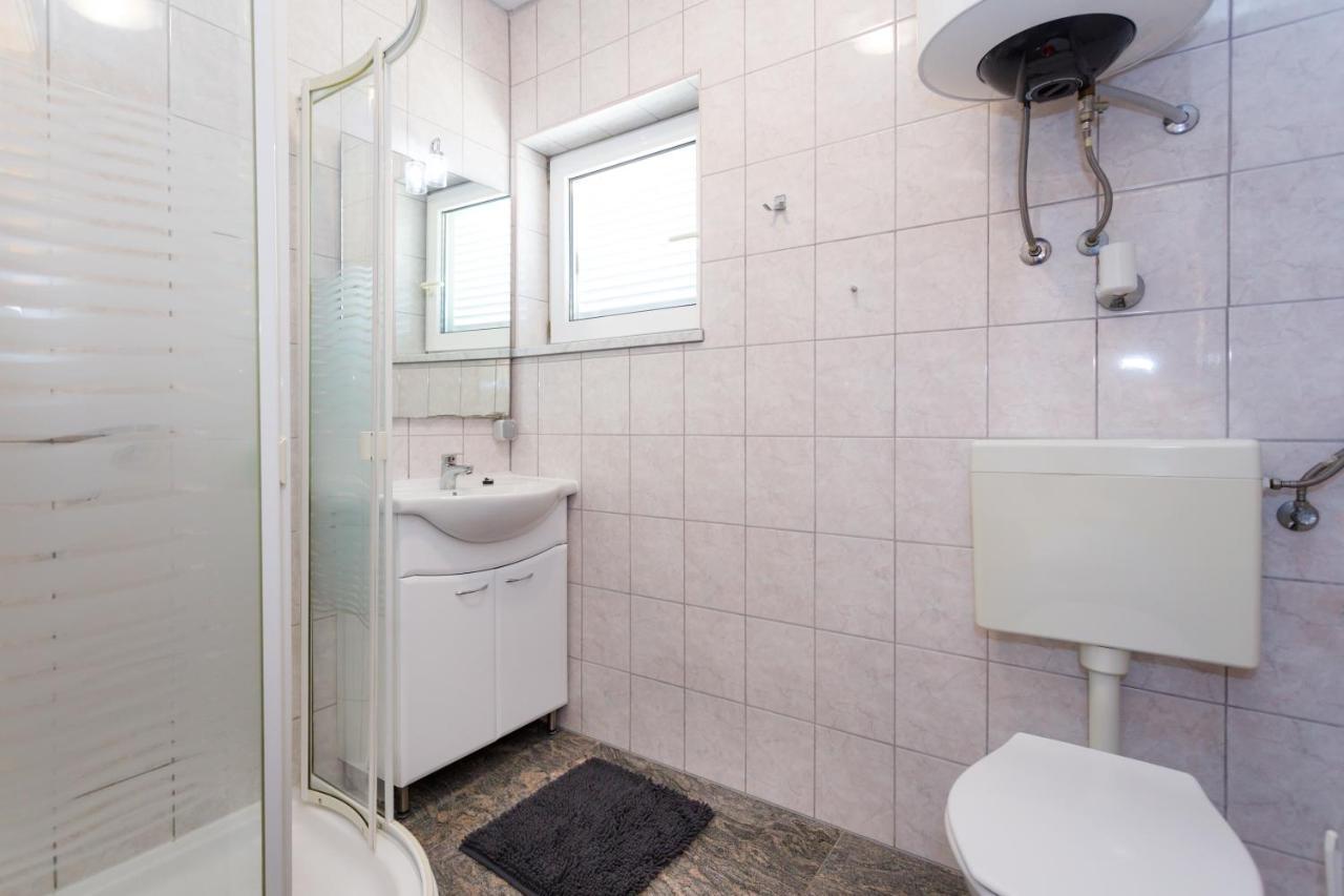 קרק Apartments Lacic מראה חיצוני תמונה